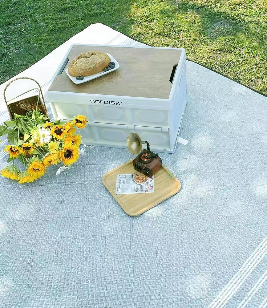 PROMOTIONAL Waterproof Sand proof Compact Picnic Blankets