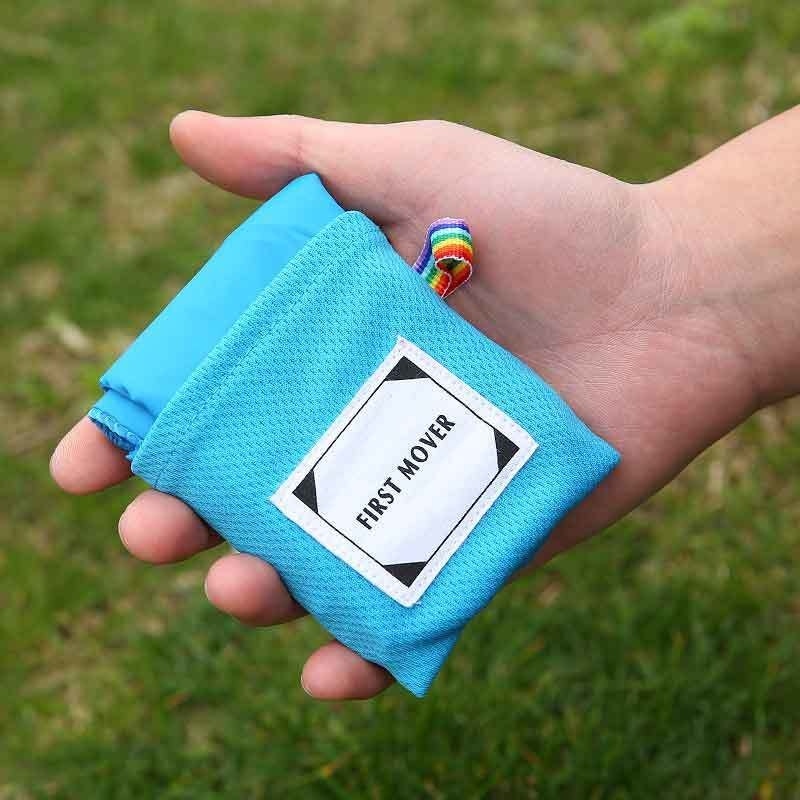 Outdoor Portable Sand Free Foldable Waterproof Camping Beach Mat Custom Logo Durable Sand Proof Beach Blanket