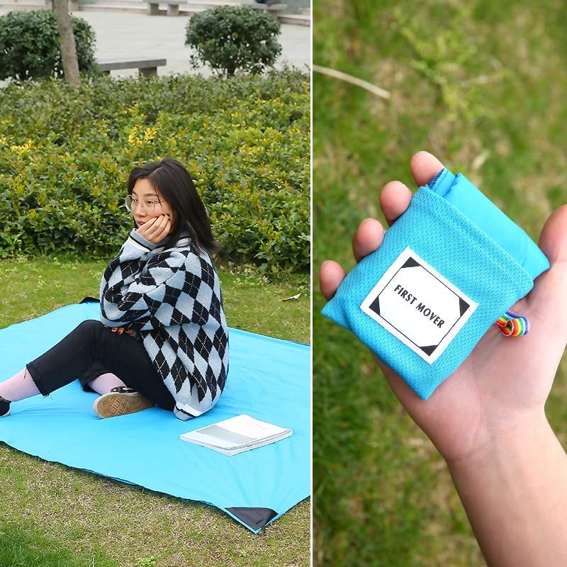 Outdoor Portable Sand Free Foldable Waterproof Camping Beach Mat Custom Logo Durable Sand Proof Beach Blanket