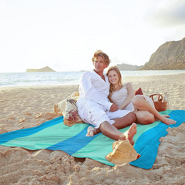 beach blanket 3
